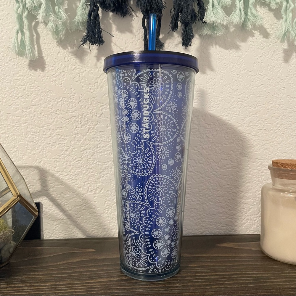 Starbucks 2019 Blue & White Floral Succulent Paisley Cold Cup Venti